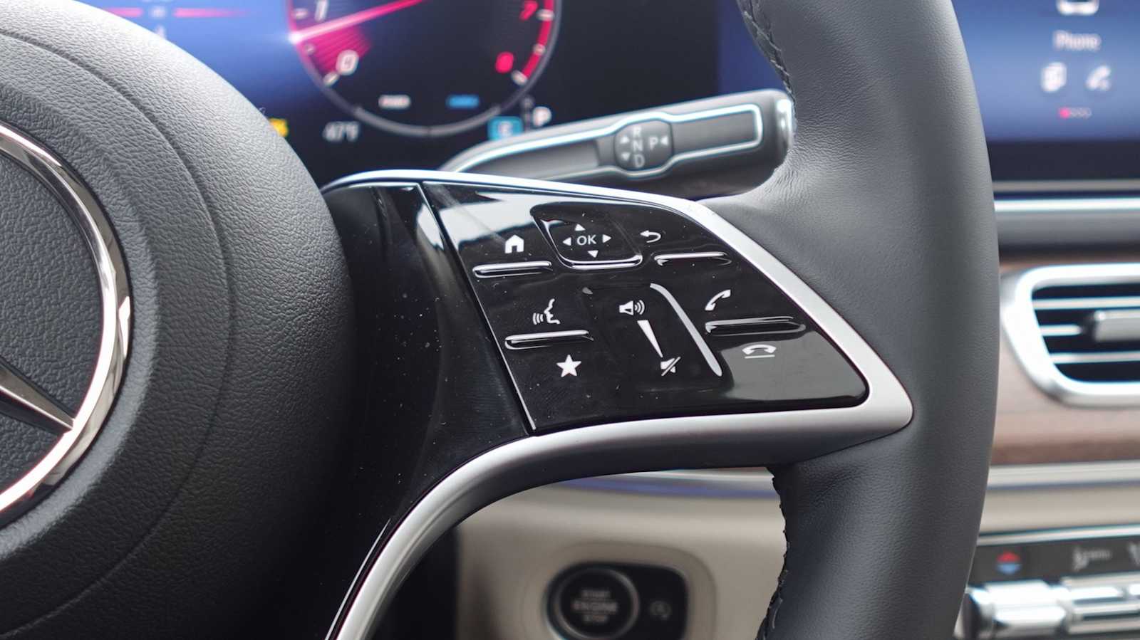 Thumbnail: 2026 Mercedes-Benz GLE - 29