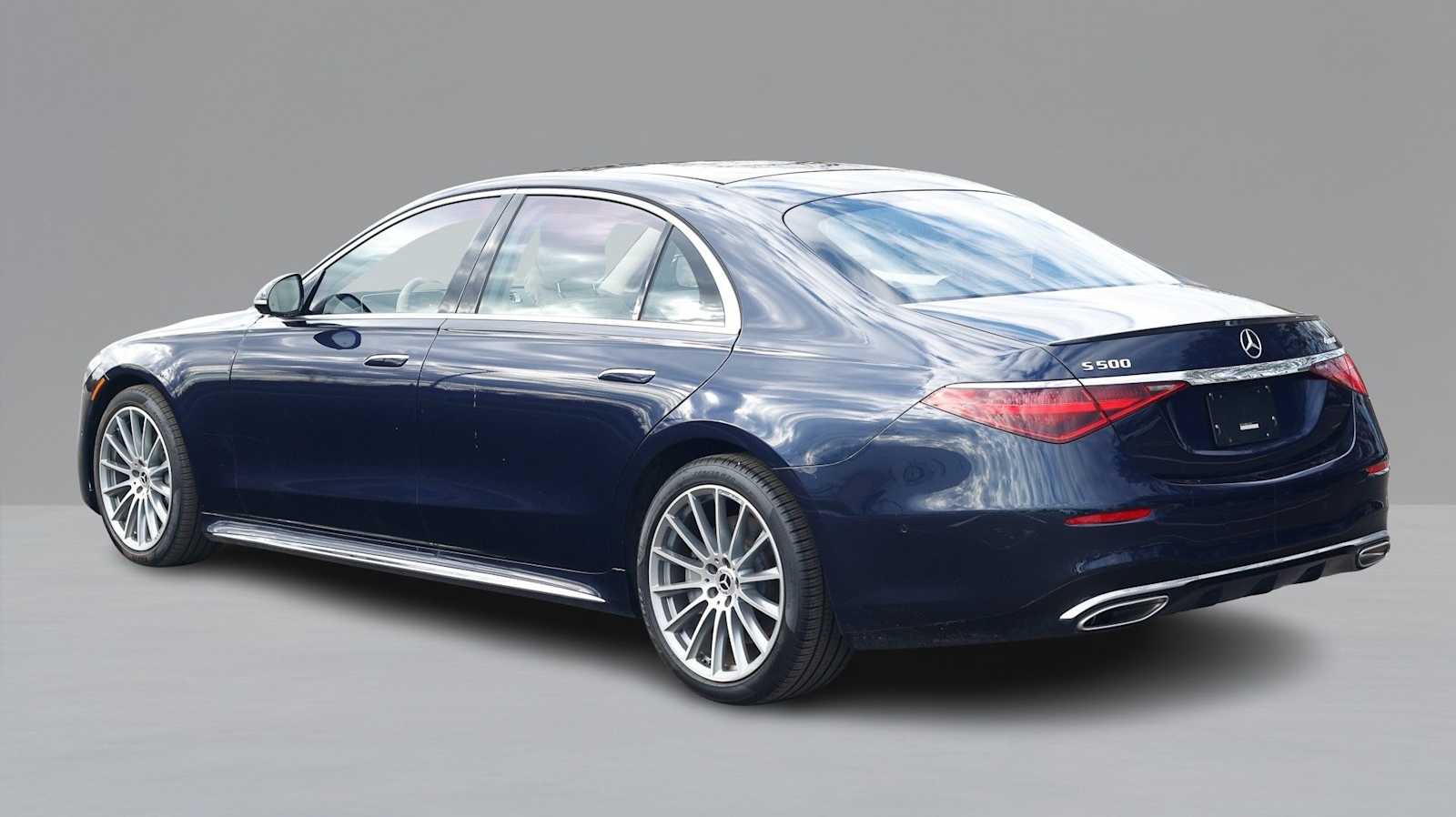 Thumbnail: 2023 Mercedes-Benz S-Class - 7