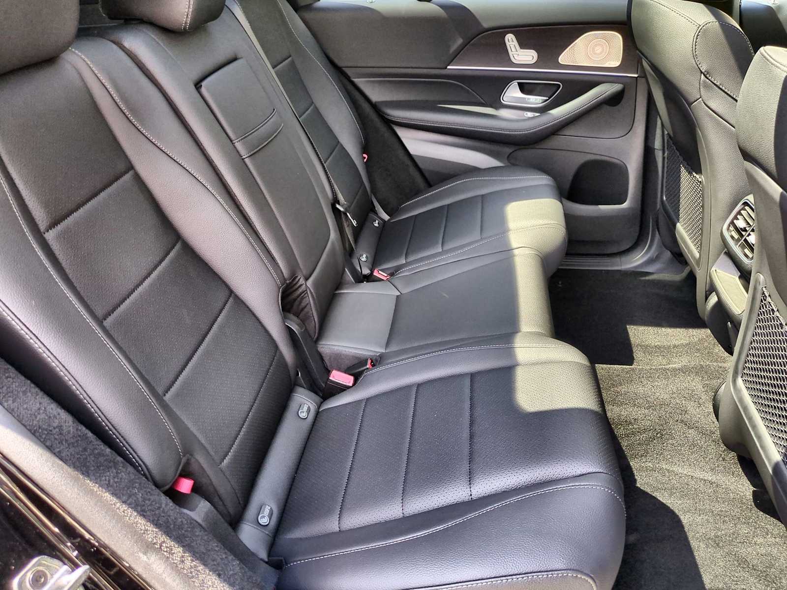 Thumbnail: 2026 Mercedes-Benz GLE - 22