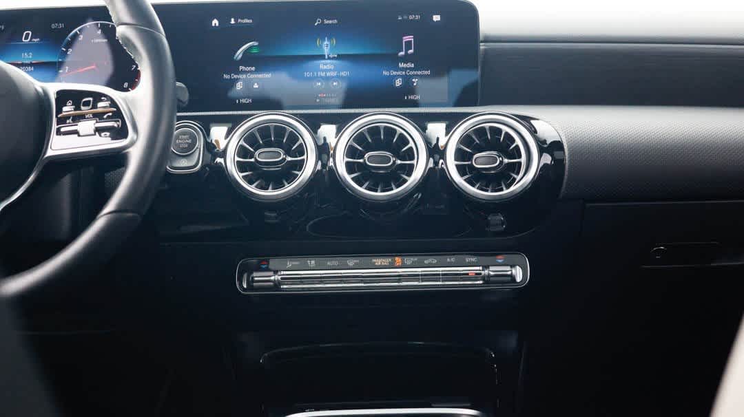 Thumbnail: 2022 Mercedes-Benz A-Class - 19