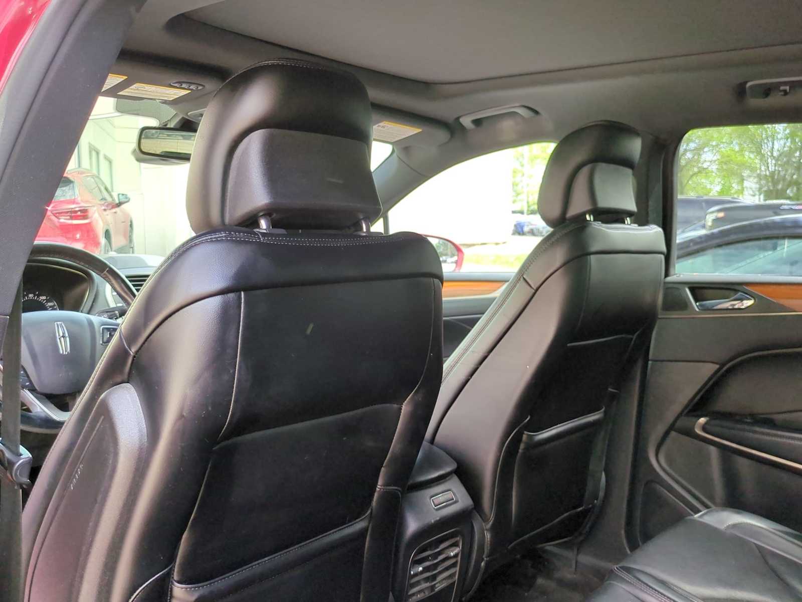 Thumbnail: 2017 Lincoln MKC - 19