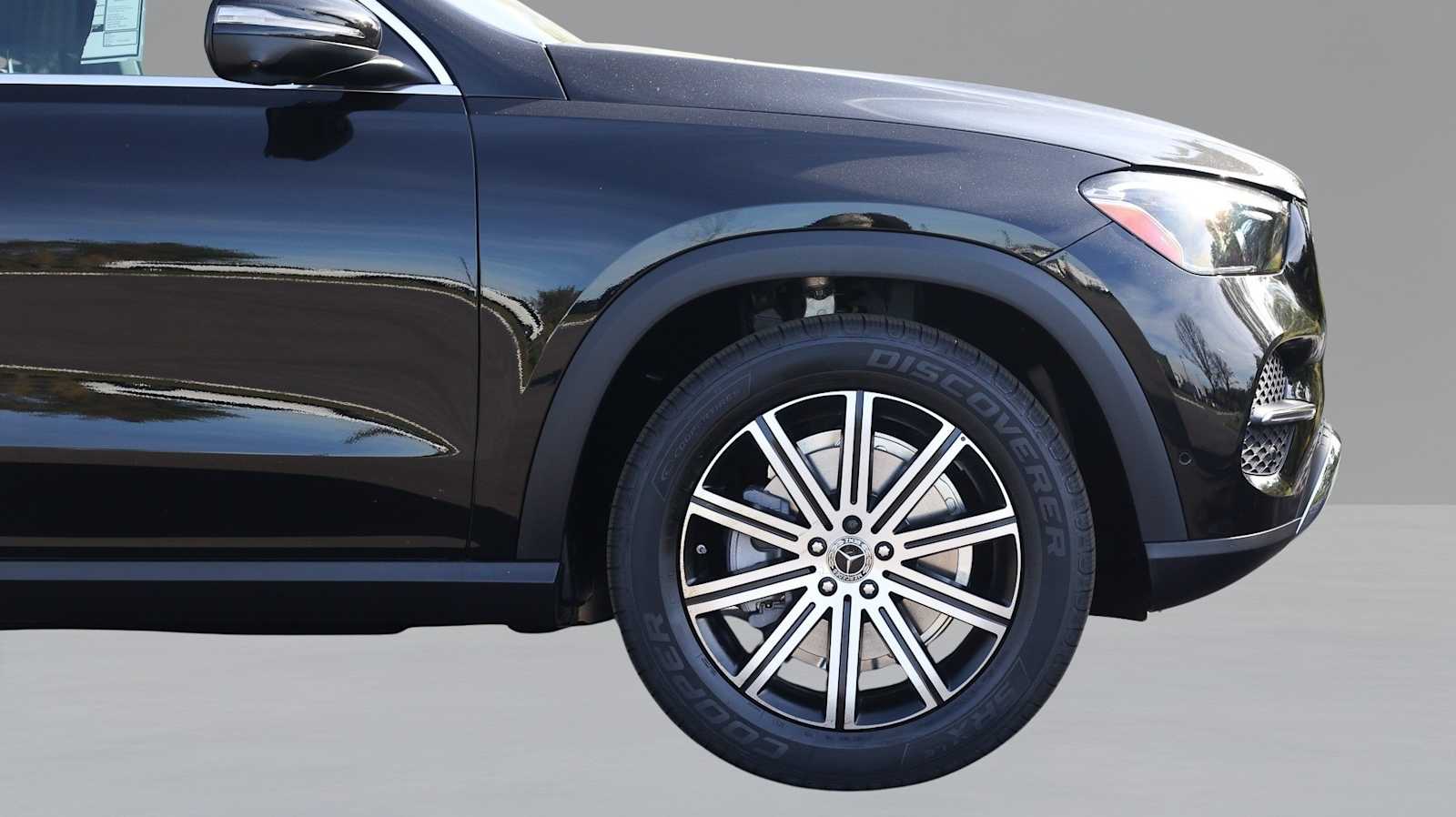 Thumbnail: 2026 Mercedes-Benz GLE - 9
