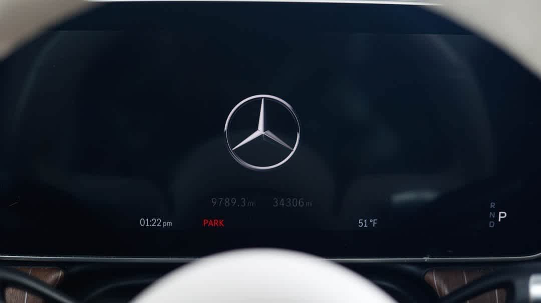 Thumbnail: 2023 Mercedes-Benz EQS - 18