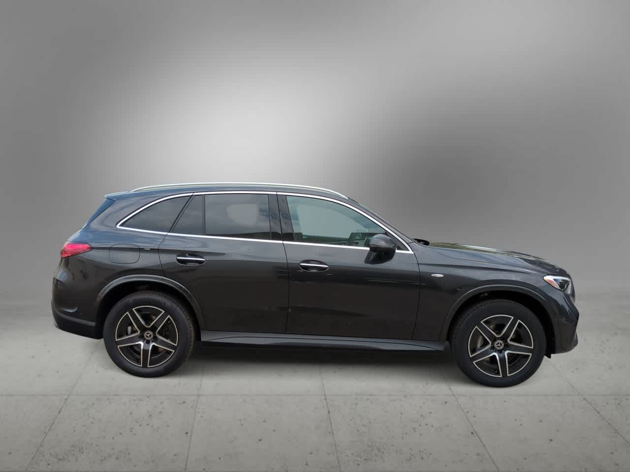 Thumbnail: 2025 Mercedes-Benz GLC - 9