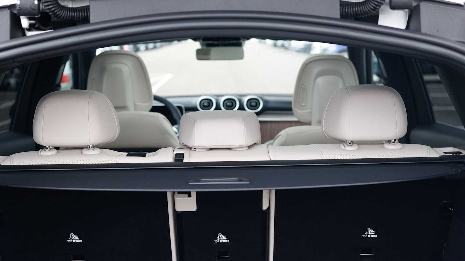 Thumbnail: 2026 Mercedes-Benz GLC - 19