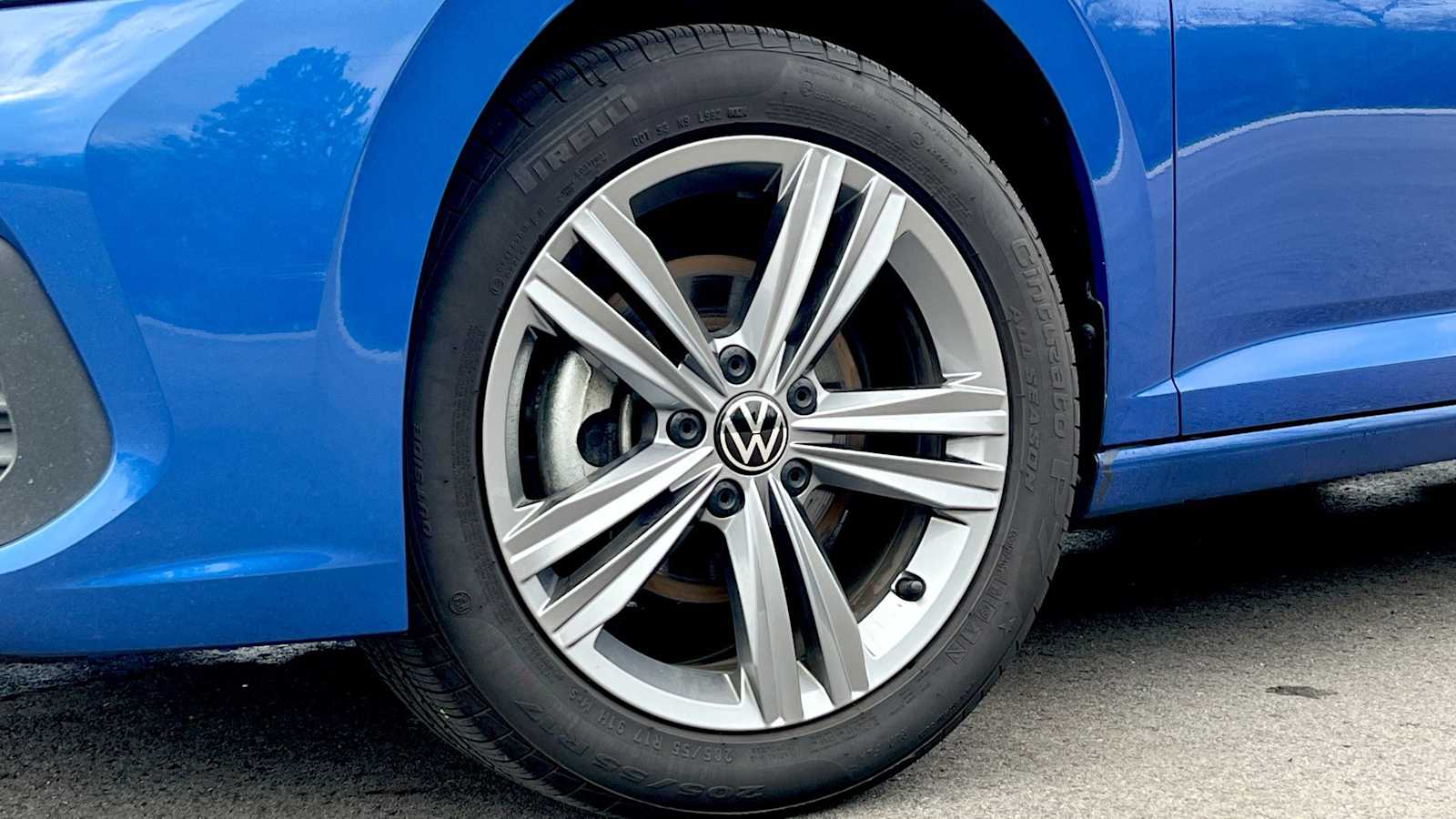 Thumbnail: 2023 Volkswagen Jetta - 25