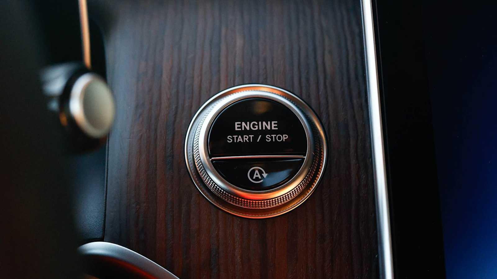 Thumbnail: 2026 Mercedes-Benz GLC - 10