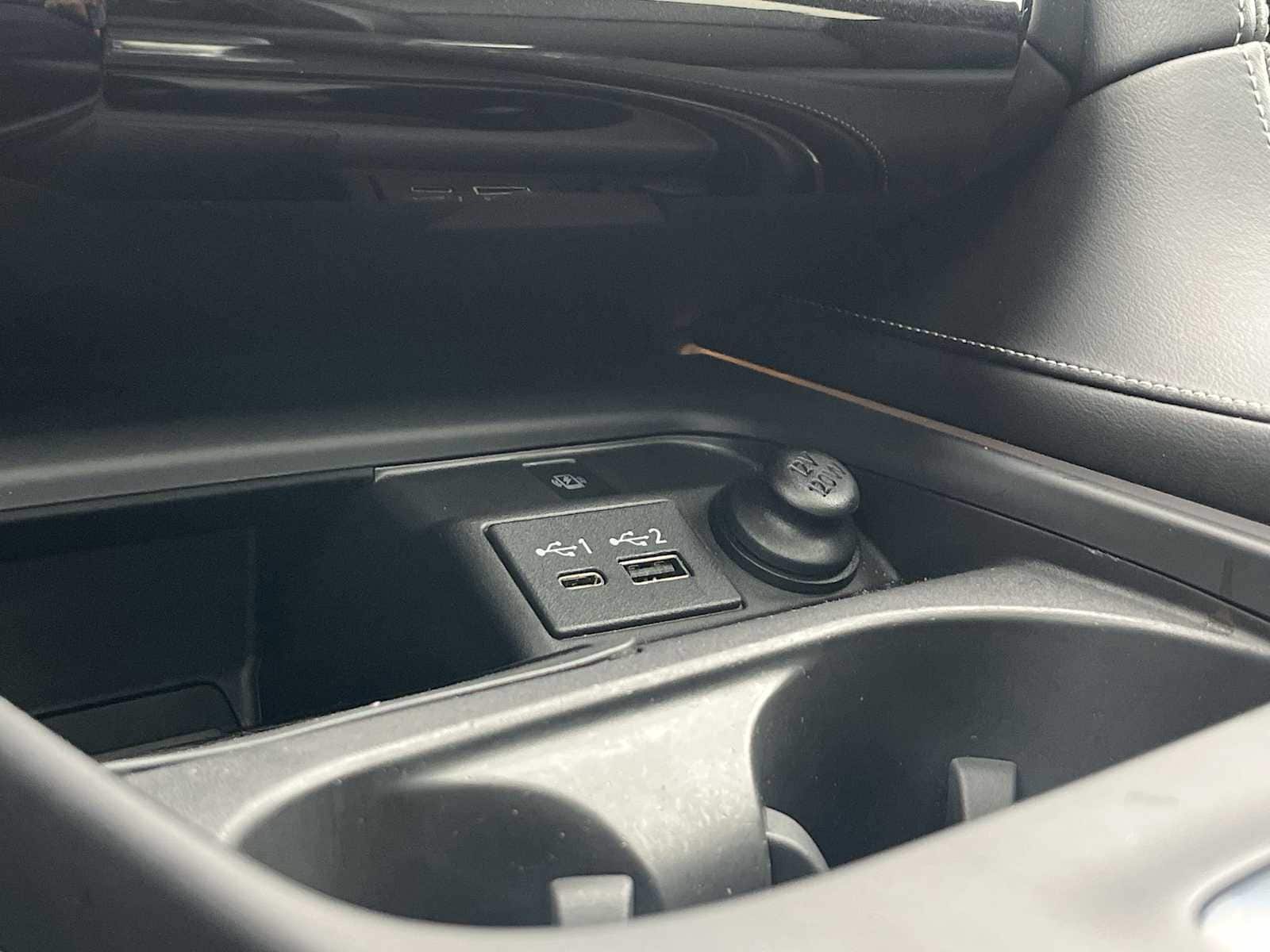 Thumbnail: 2023 INFINITI QX50 - 40