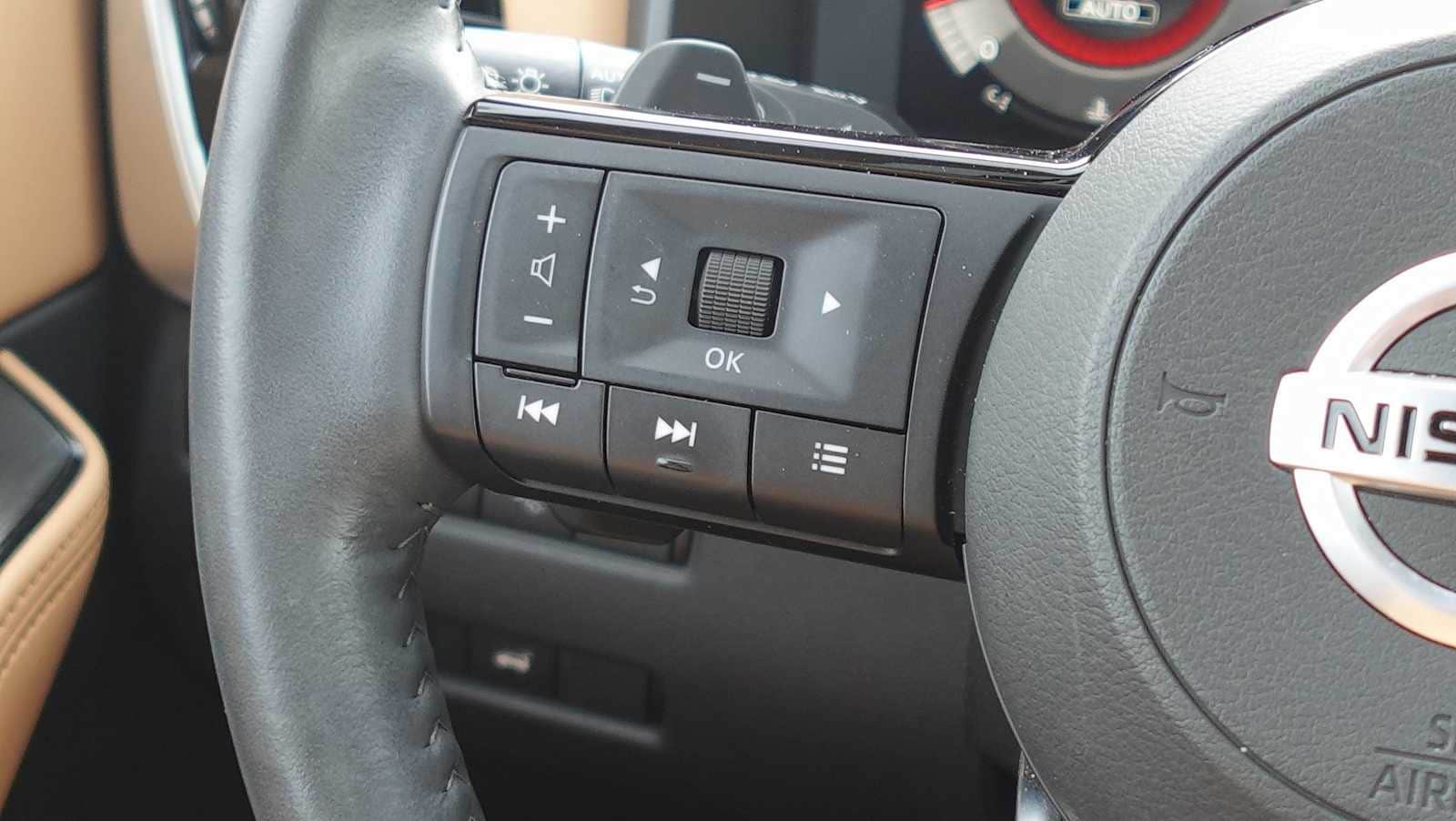 Thumbnail: 2021 Nissan Rogue - 40