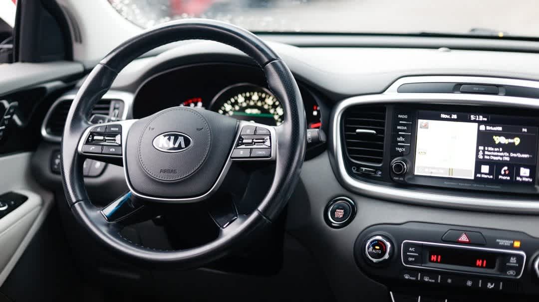 Thumbnail: 2019 Kia Sorento - 9