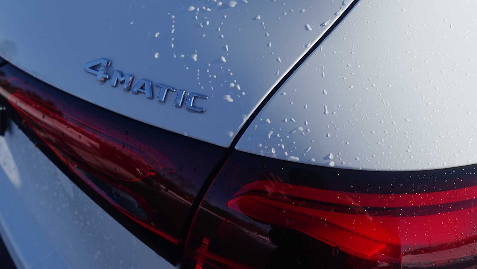 Thumbnail: 2026 Mercedes-Benz GLC - 17