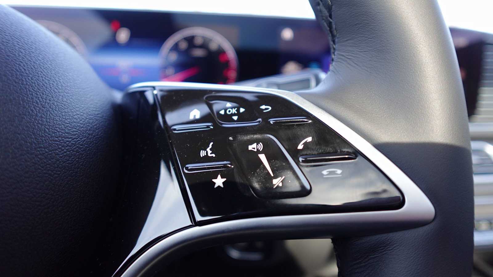 Thumbnail: 2026 Mercedes-Benz GLE - 27