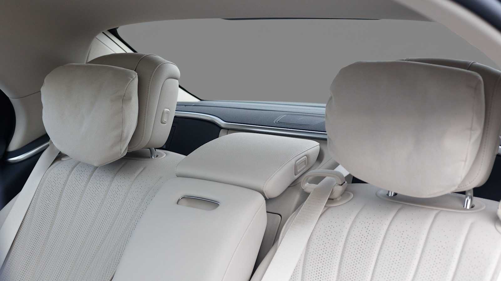 Thumbnail: 2023 Mercedes-Benz S-Class - 16