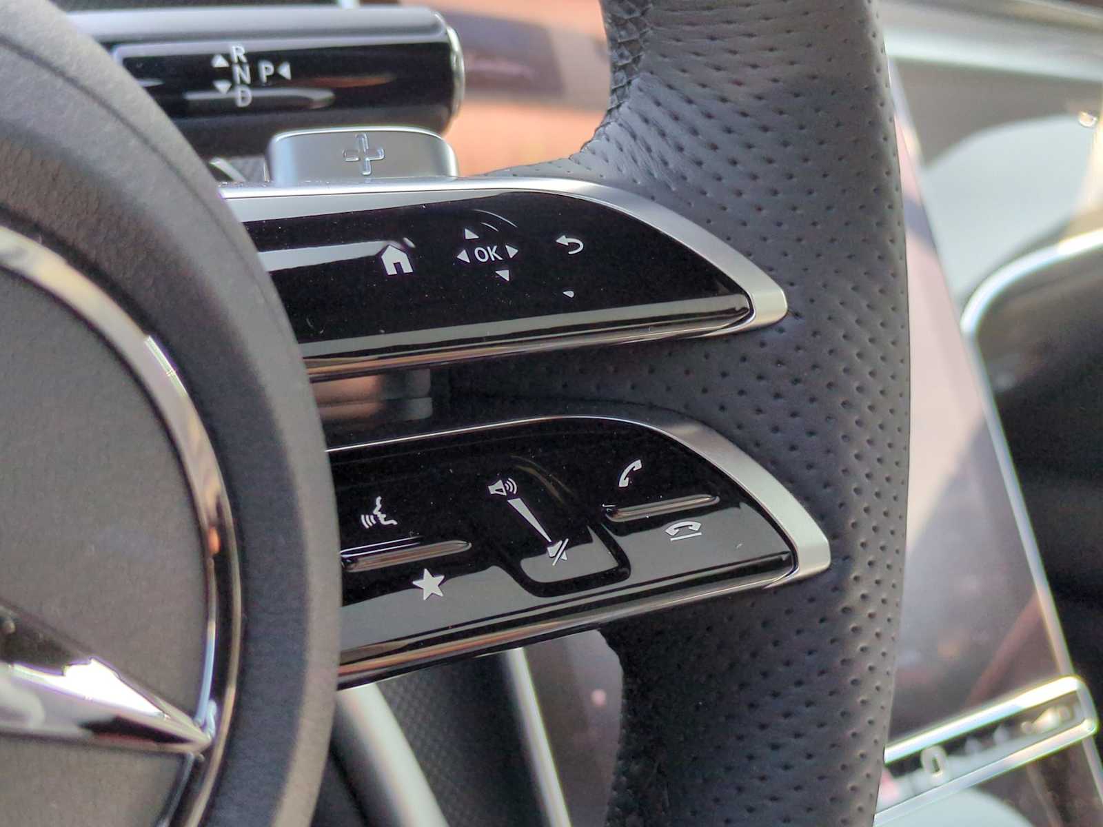 Thumbnail: 2024 Mercedes-Benz C-Class - 27
