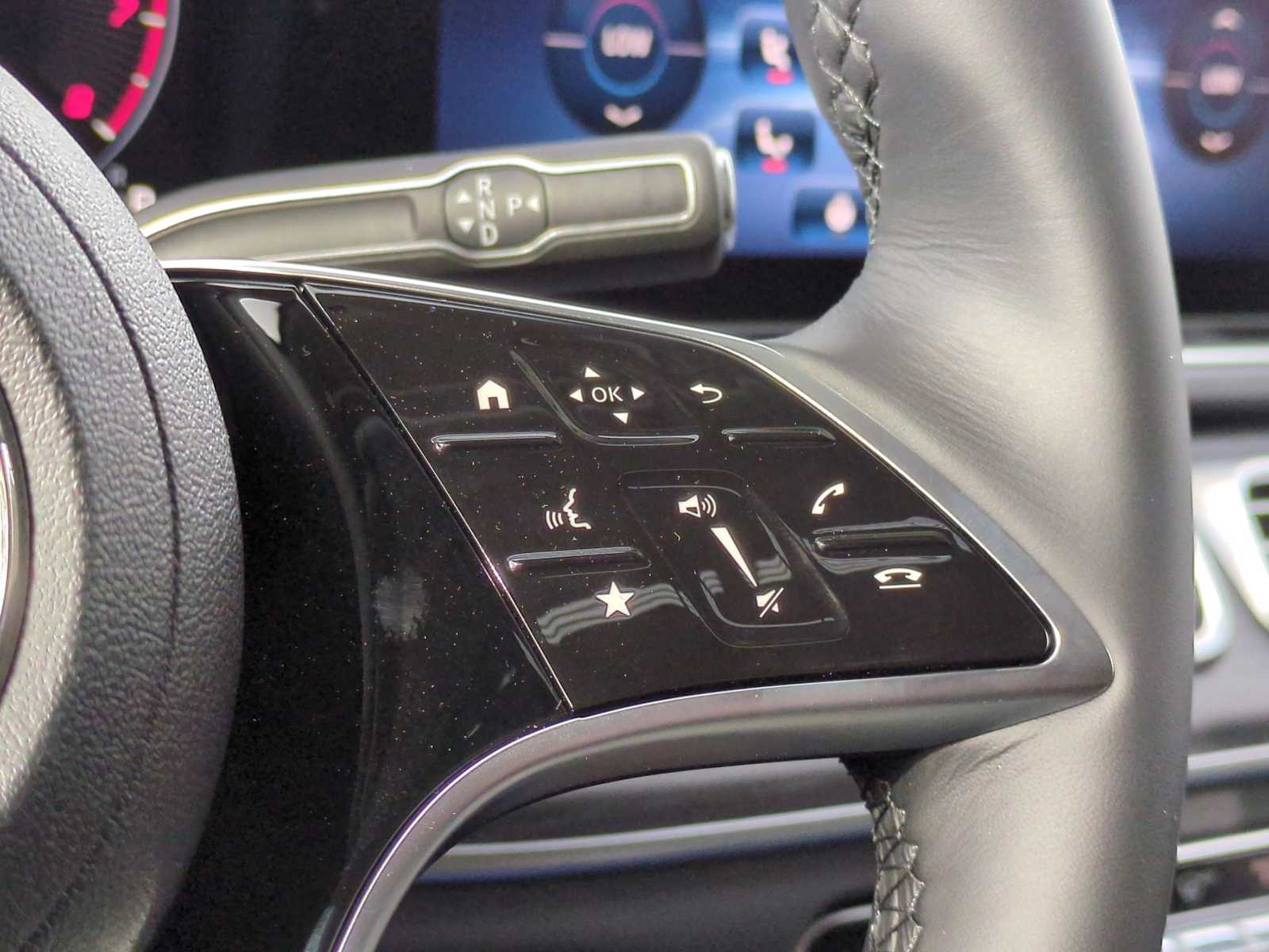 Thumbnail: 2025 Mercedes-Benz GLE - 27