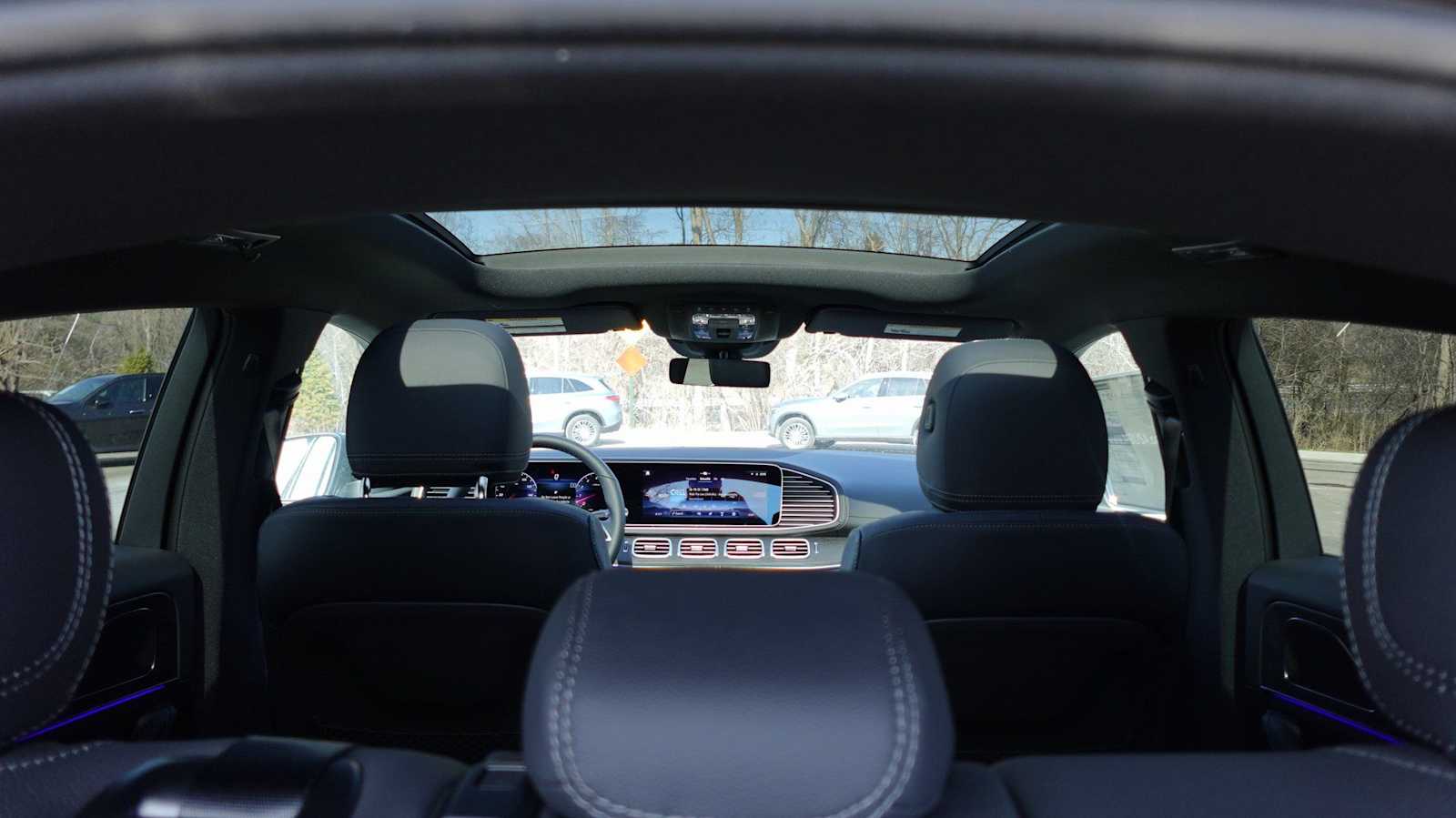 Thumbnail: 2026 Mercedes-Benz GLE - 15