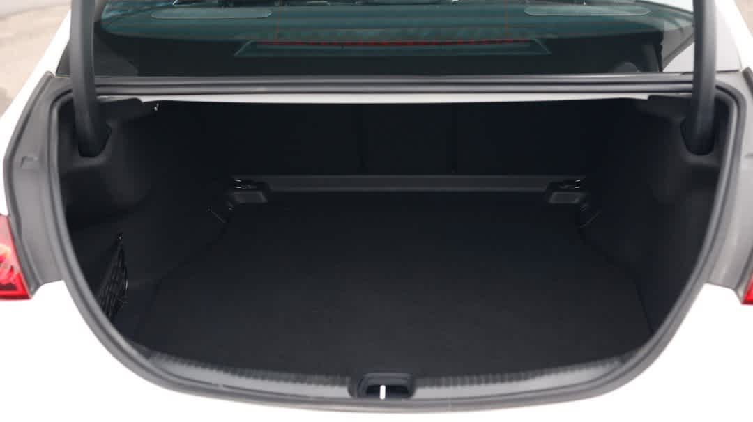 Thumbnail: 2024 Mercedes-Benz C-Class - 37