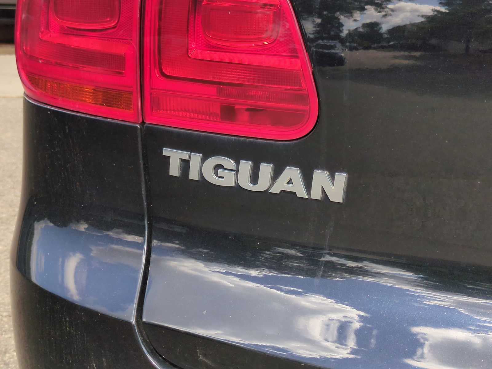 Thumbnail: 2017 Volkswagen Tiguan - 13