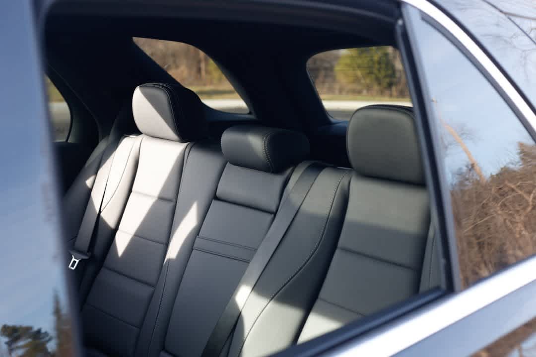 Thumbnail: 2026 Mercedes-Benz GLE - 10