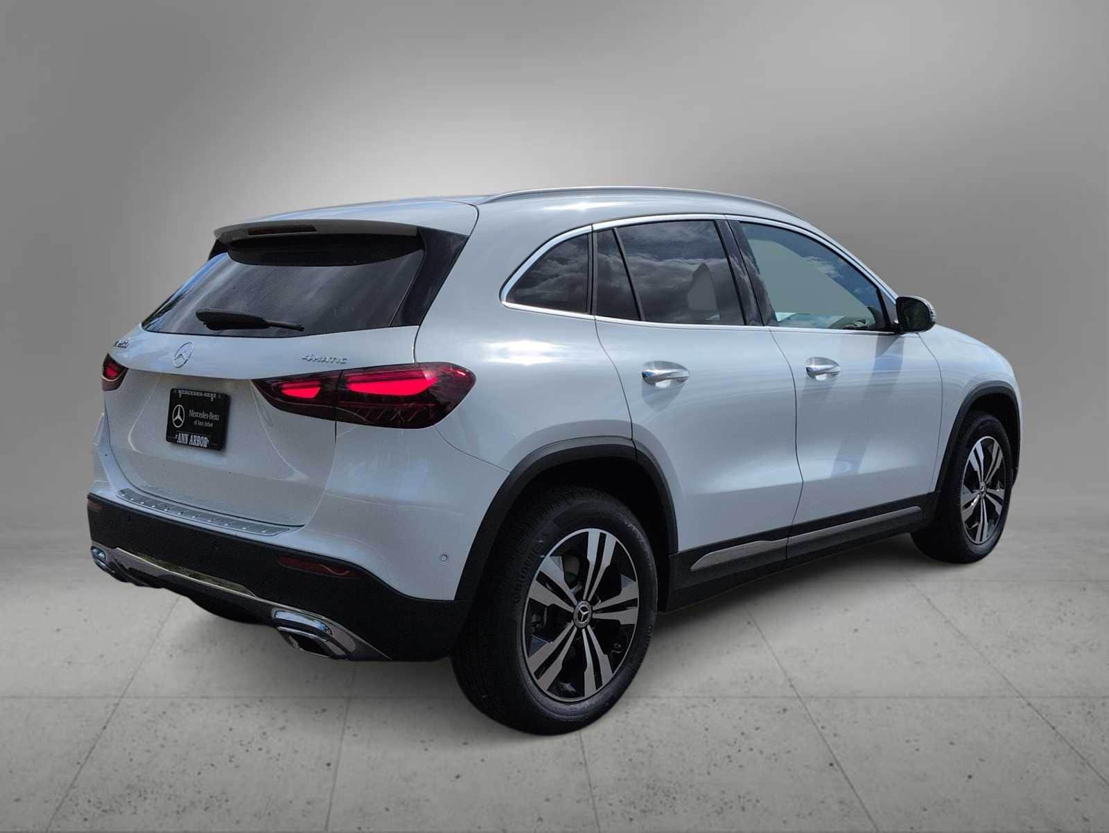 Thumbnail: 2026 Mercedes-Benz GLA - 8