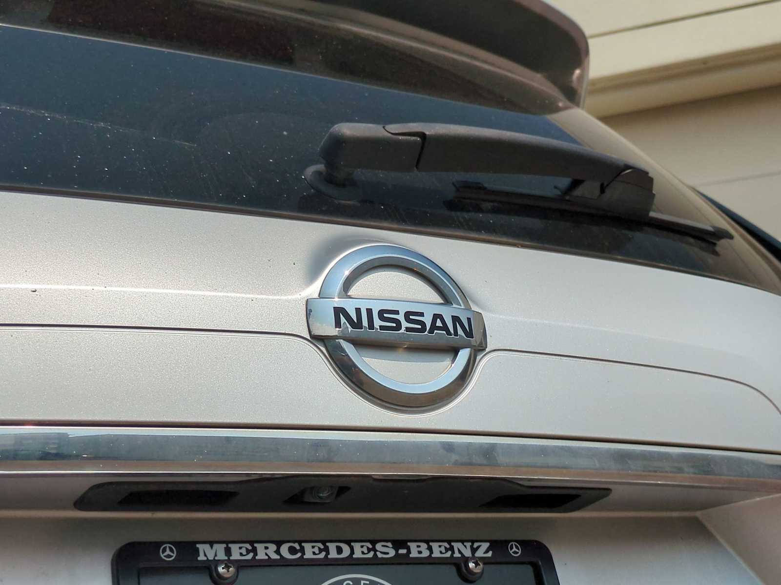 Thumbnail: 2016 Nissan Rogue - 12