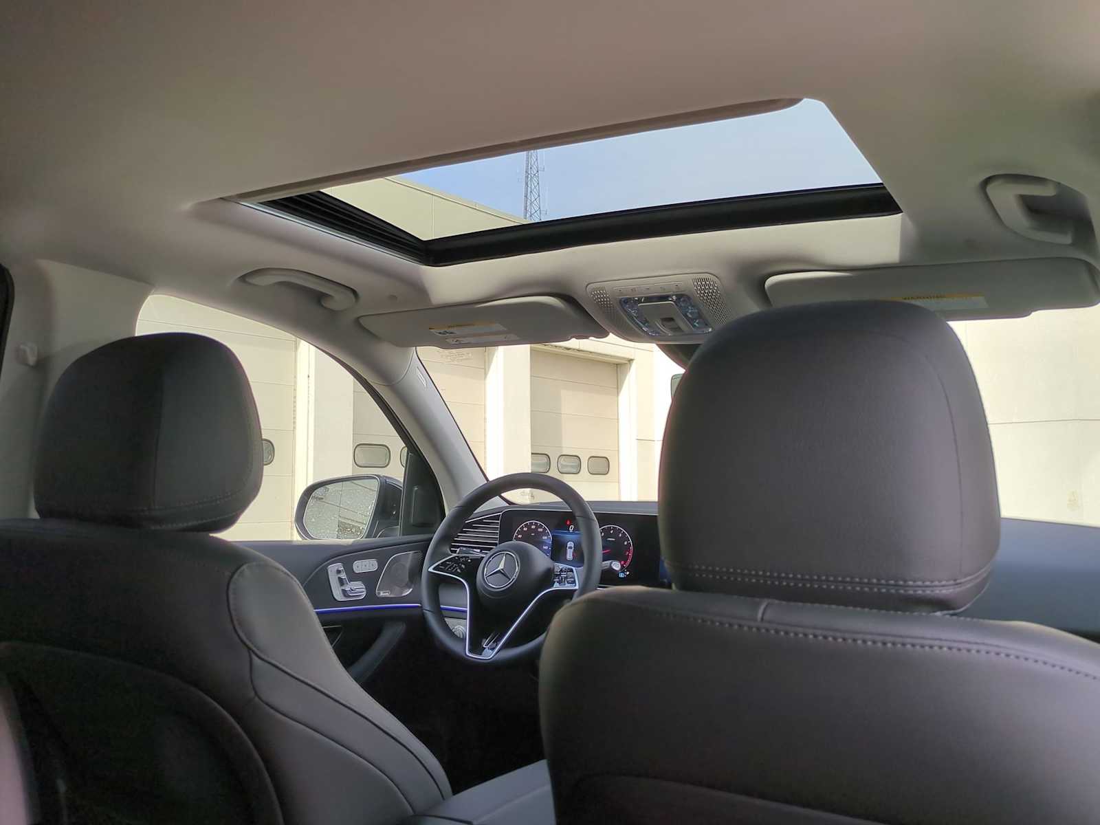 Thumbnail: 2025 Mercedes-Benz GLE - 23