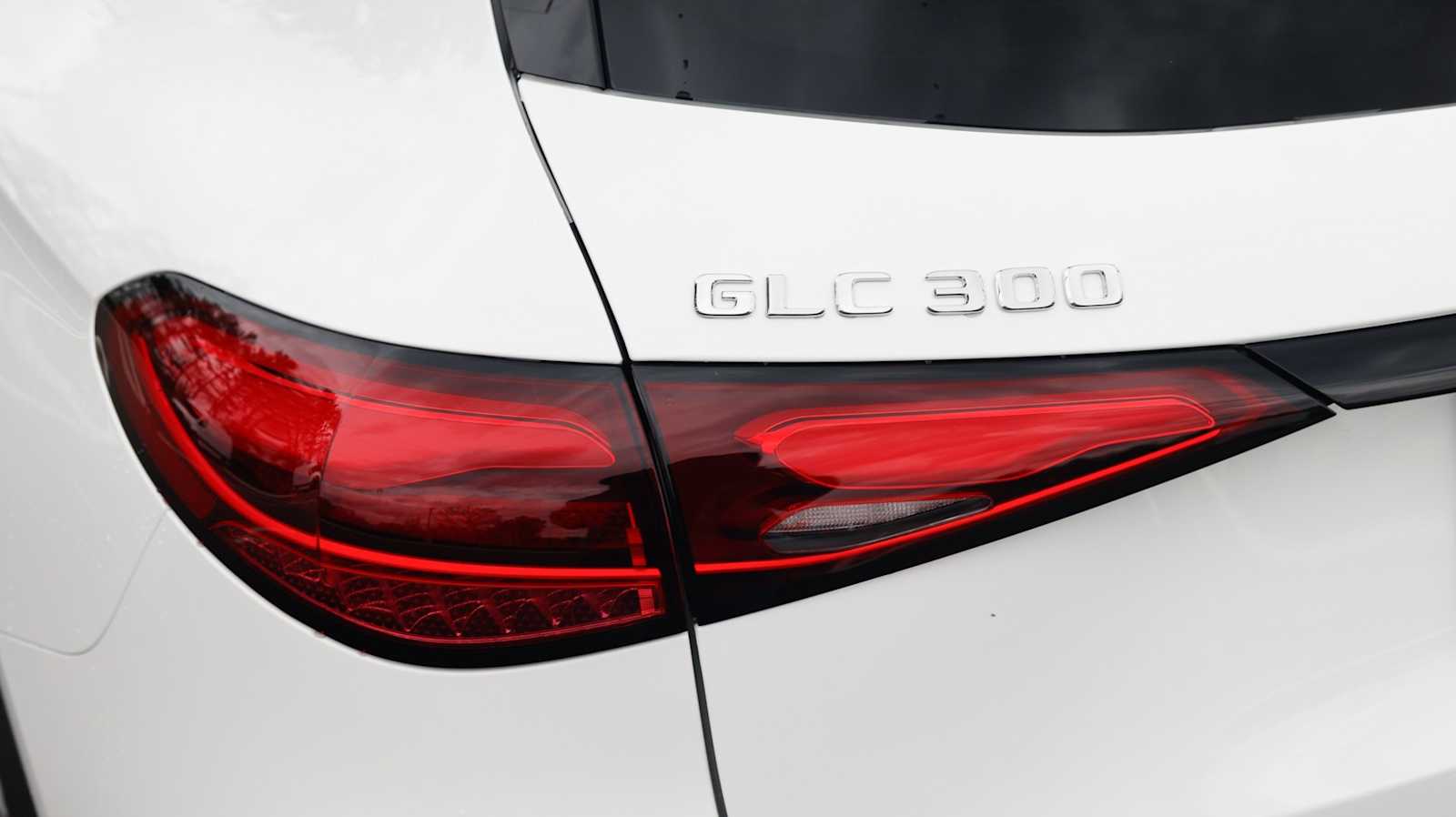 Thumbnail: 2026 Mercedes-Benz GLC - 12