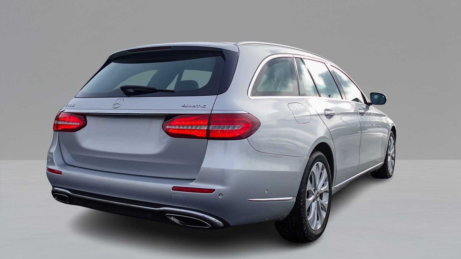 Thumbnail: 2017 Mercedes-Benz E-Class - 5