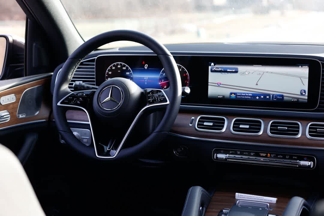 Thumbnail: 2026 Mercedes-Benz GLE - 15