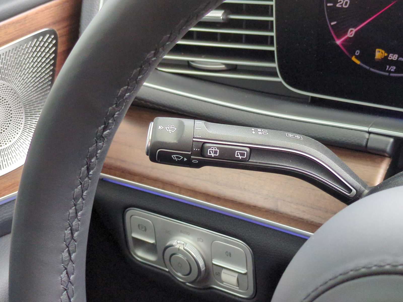 Thumbnail: 2025 Mercedes-Benz GLS - 28