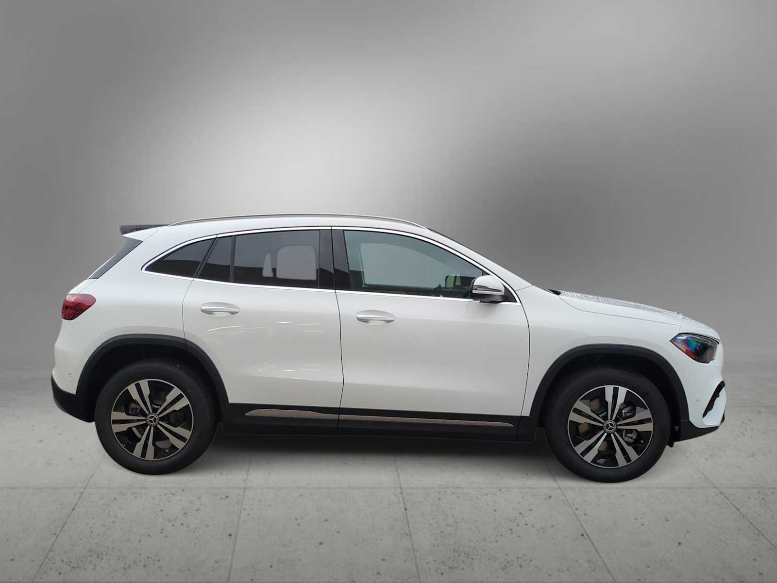 Thumbnail: 2026 Mercedes-Benz GLA - 9
