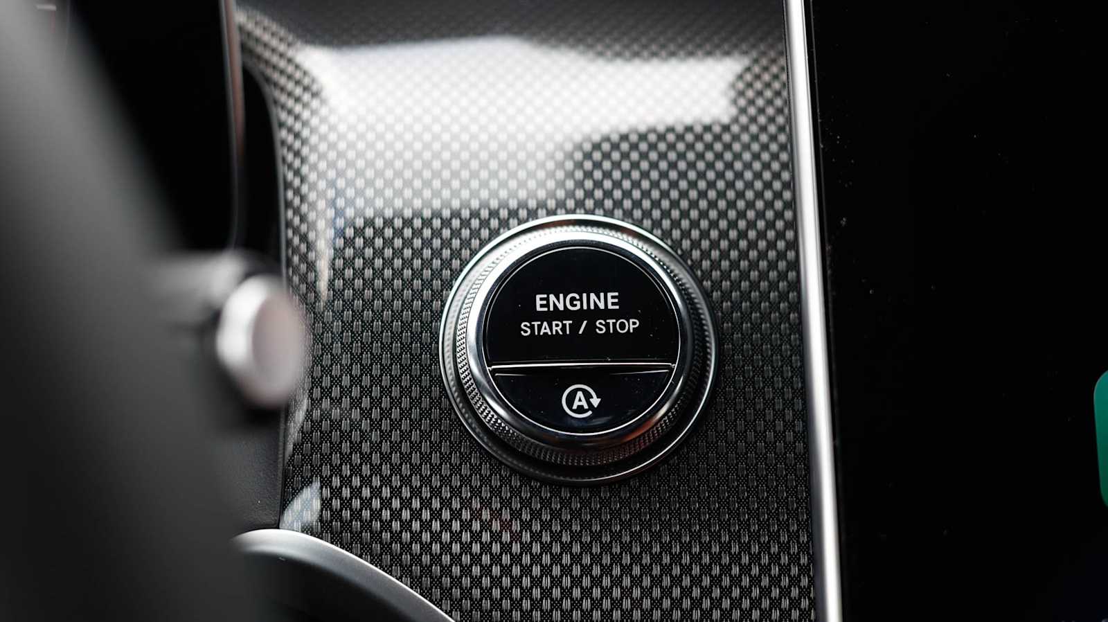 Thumbnail: 2026 Mercedes-Benz GLC - 29