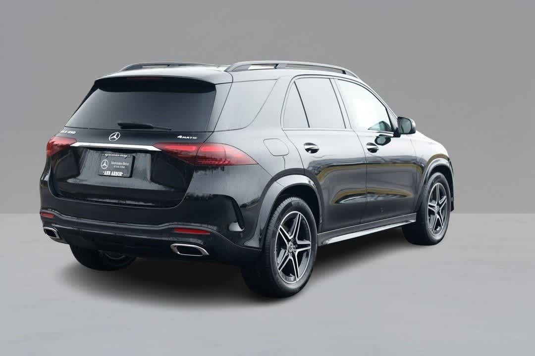 Thumbnail: 2026 Mercedes-Benz GLE - 5