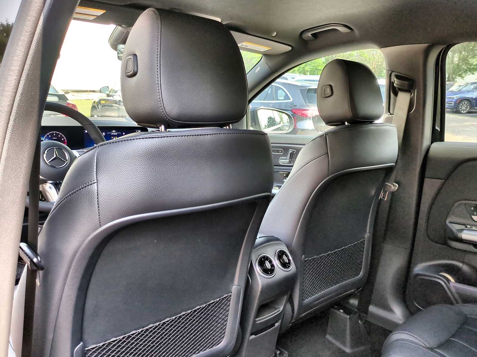 Thumbnail: 2025 Mercedes-Benz GLA - 19