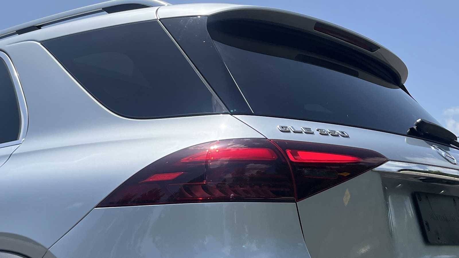 Thumbnail: 2025 Mercedes-Benz GLE - 18