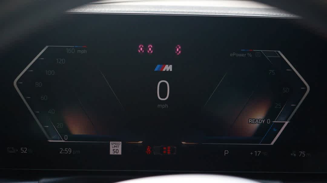 Thumbnail: 2022 BMW i4 - 39