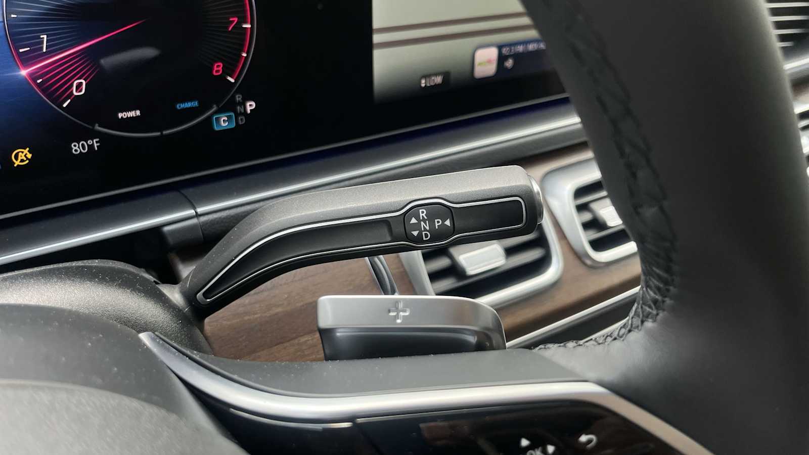 Thumbnail: 2026 Mercedes-Benz GLE - 50