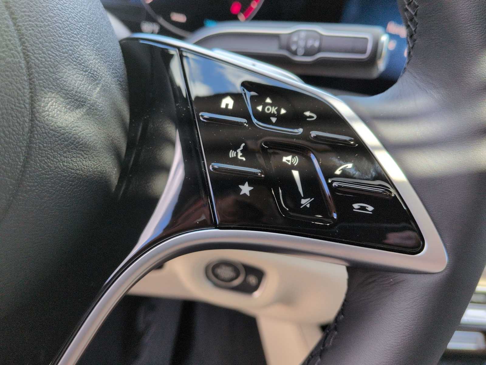 Thumbnail: 2026 Mercedes-Benz GLE - 27