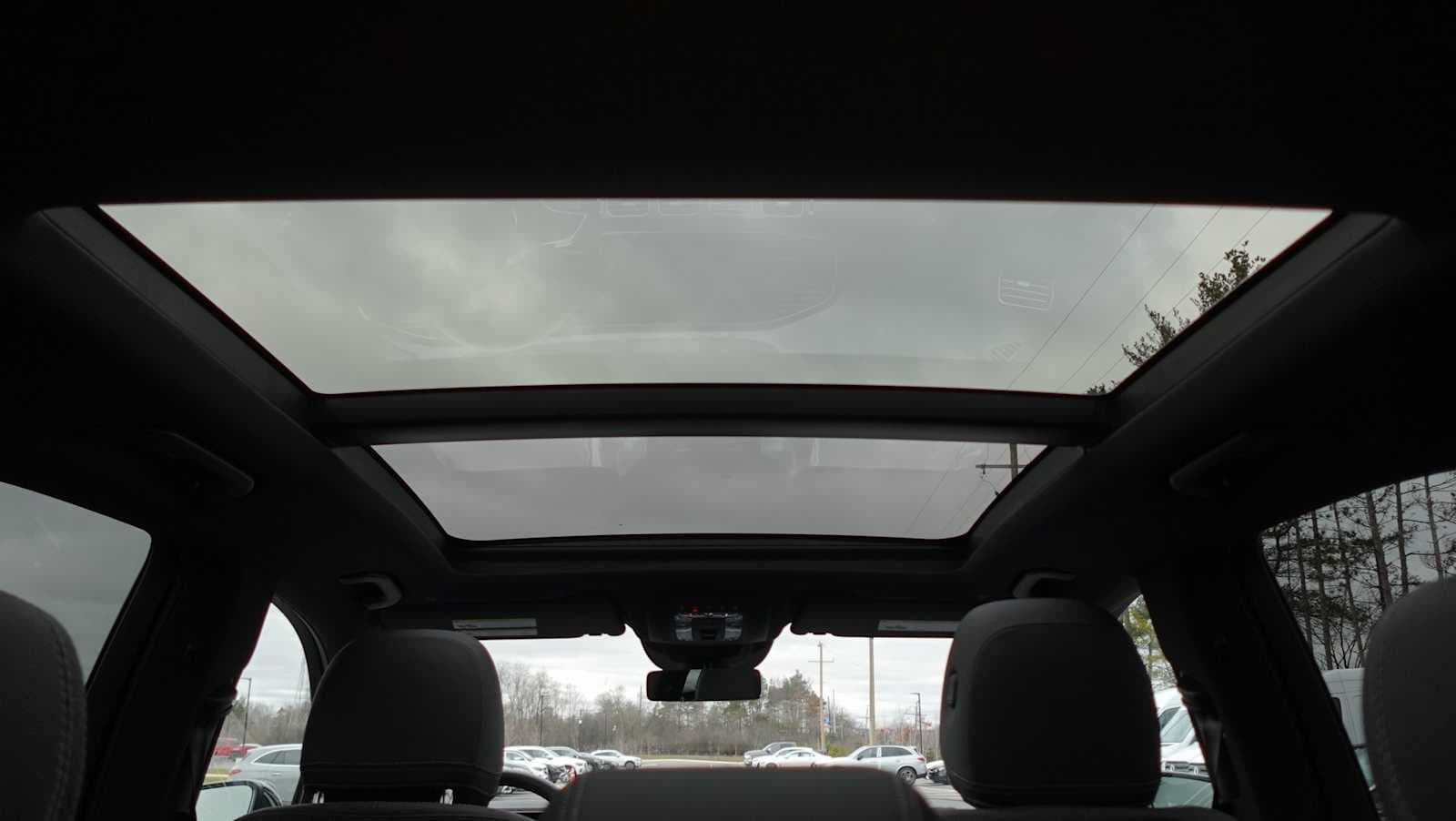 Thumbnail: 2026 Mercedes-Benz GLE - 22