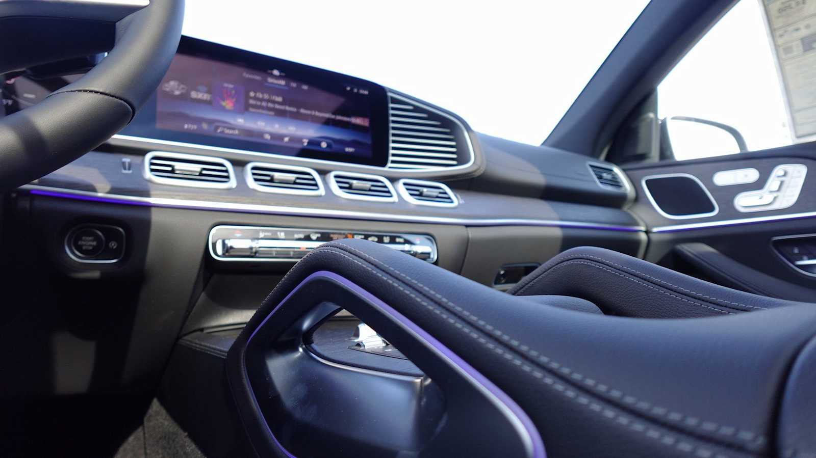 Thumbnail: 2026 Mercedes-Benz GLE - 41