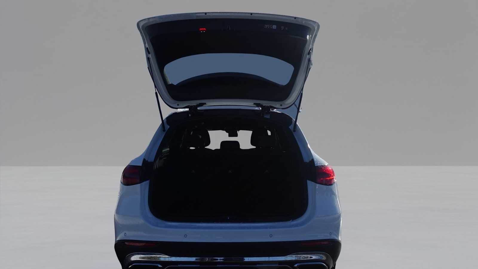 Thumbnail: 2026 Mercedes-Benz GLC - 10