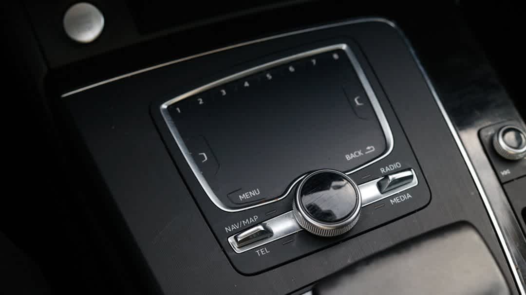 Thumbnail: 2020 Audi Q5 - 33