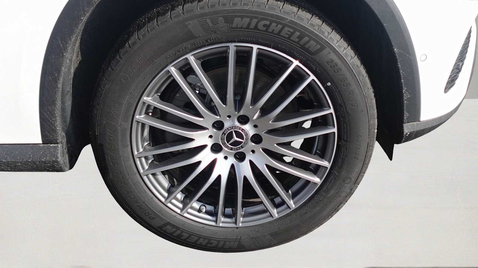 Thumbnail: 2026 Mercedes-Benz GLC - 11