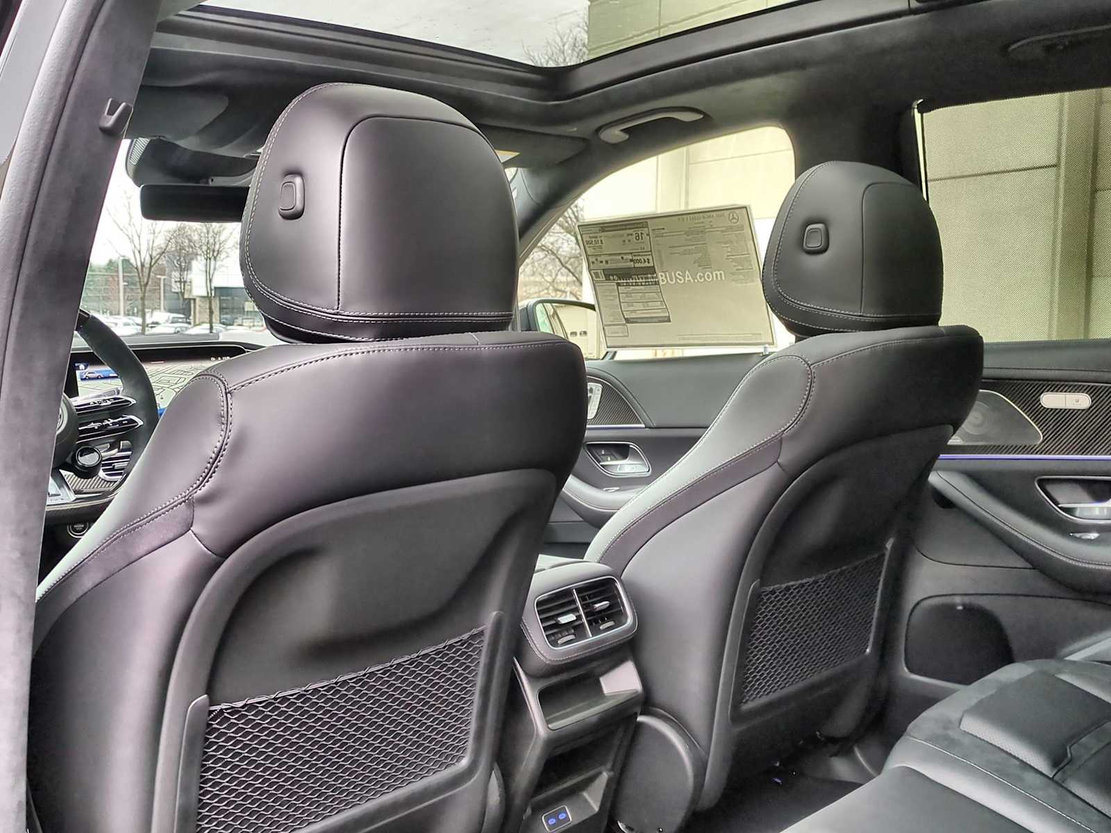 Thumbnail: 2025 Mercedes-Benz GL-Class - 19