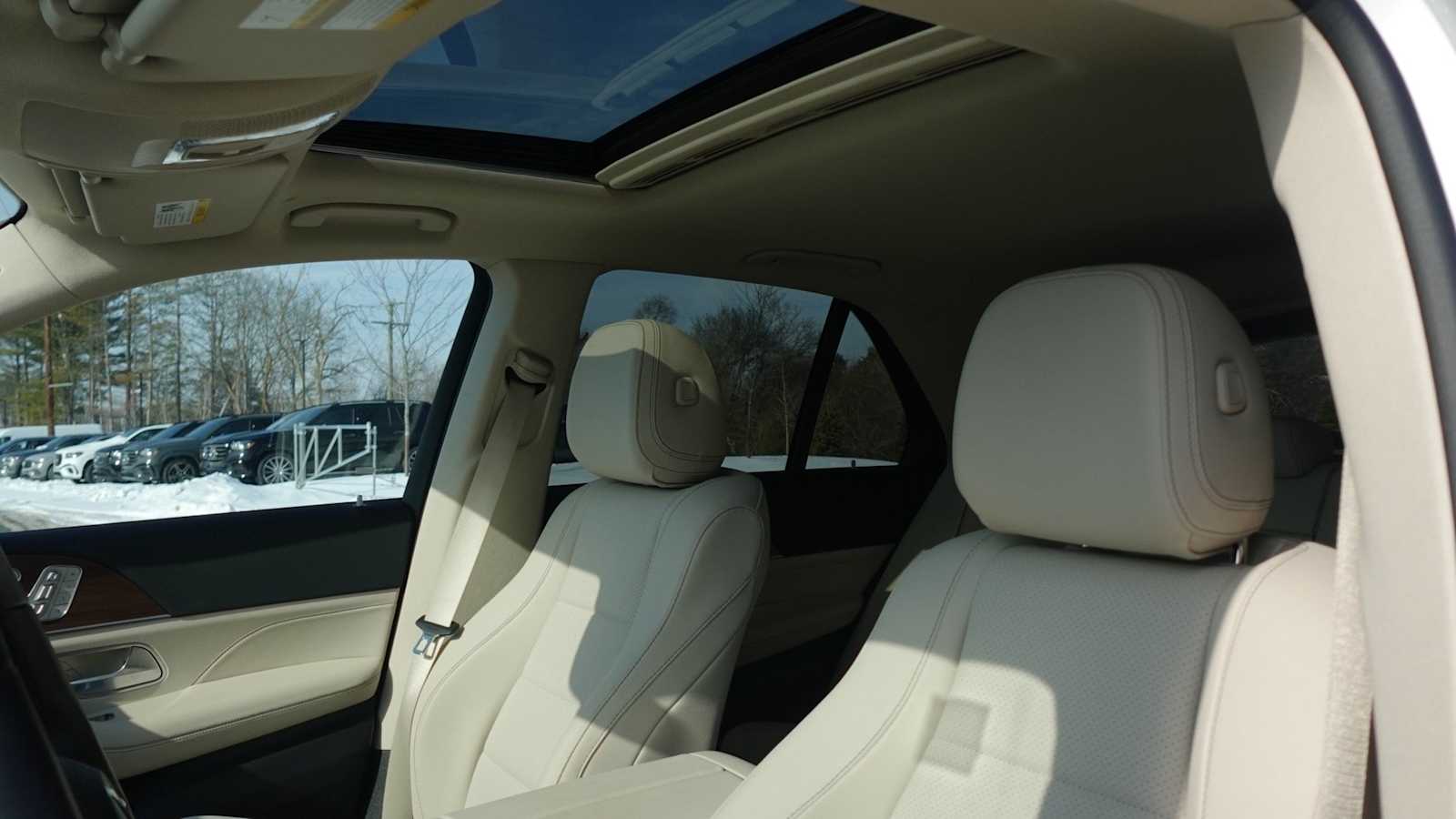 Thumbnail: 2026 Mercedes-Benz GLE - 23