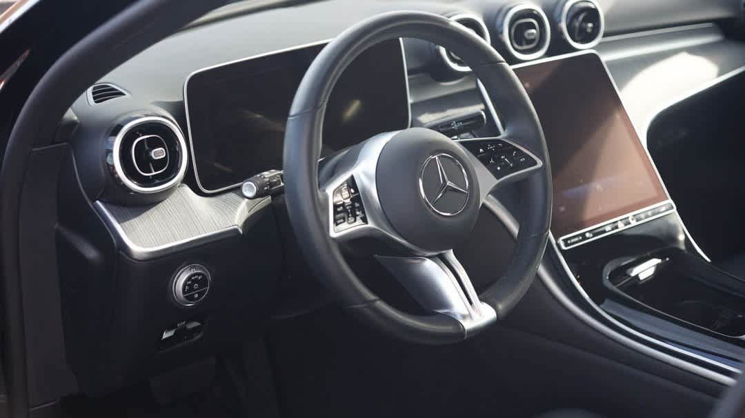 Thumbnail: 2025 Mercedes-Benz C-Class - 14