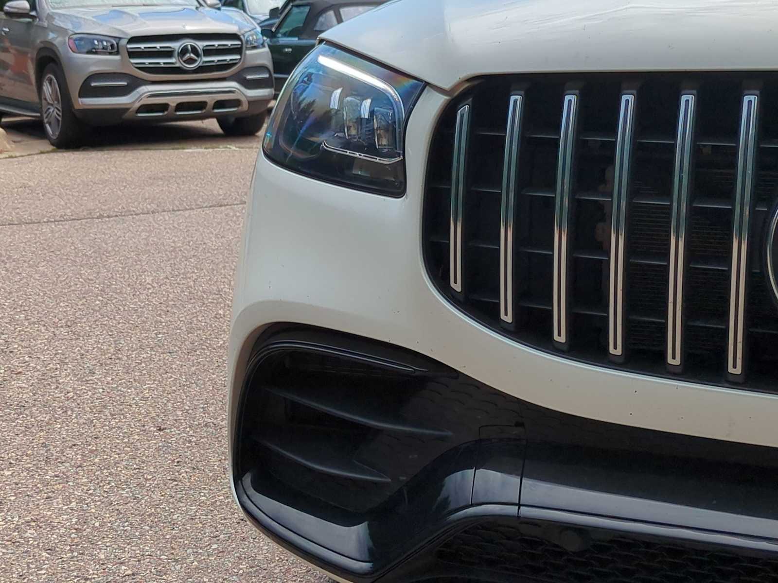 Thumbnail: 2021 Mercedes-Benz GLS - 10