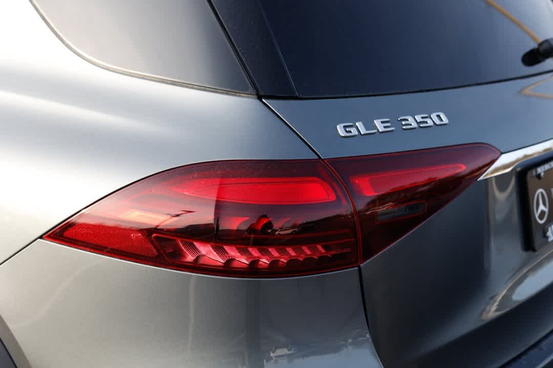 Thumbnail: 2026 Mercedes-Benz GLE - 33