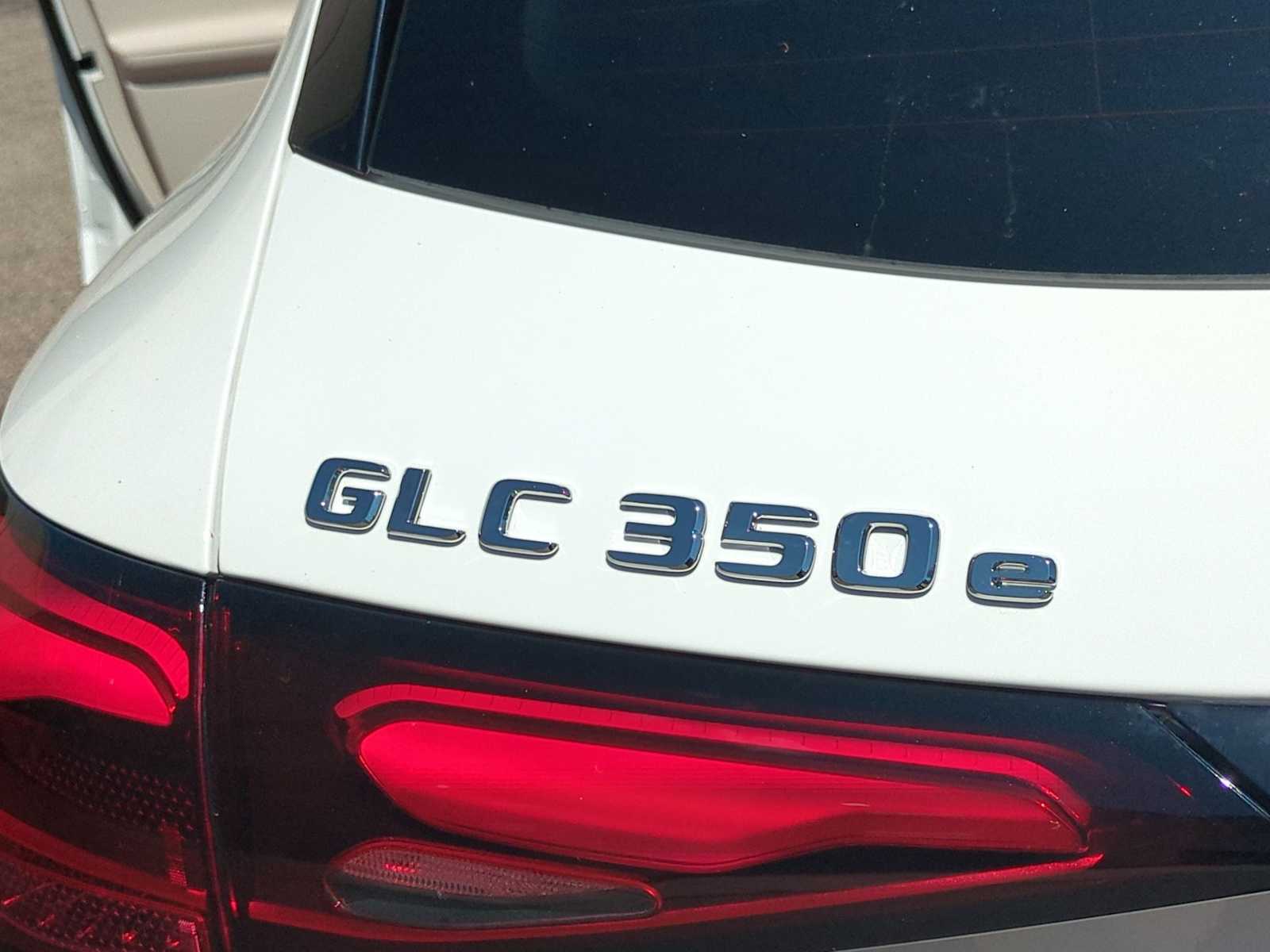 Thumbnail: 2025 Mercedes-Benz GLC - 13