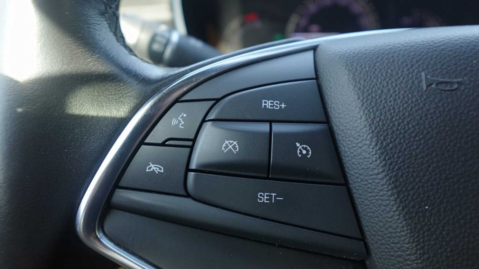 Thumbnail: 2019 Cadillac XT5 - 21